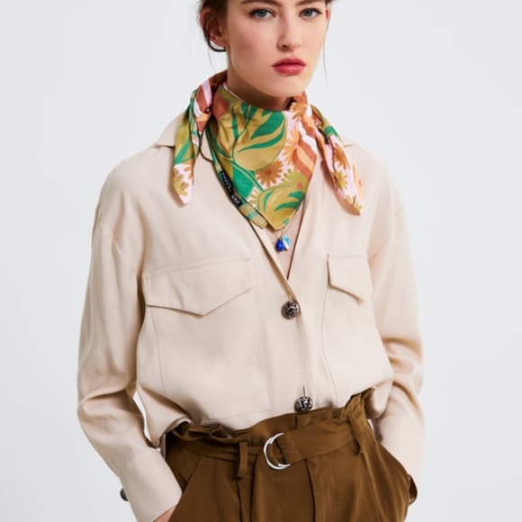 Zara Tops - Zara CONTRASTING BUTTON SHIRT L 296/MQ